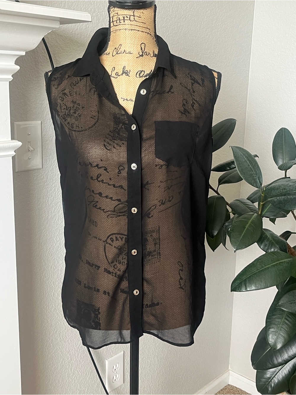 Atmosphere Black Sheer Sleeveless Button-Down Blouse